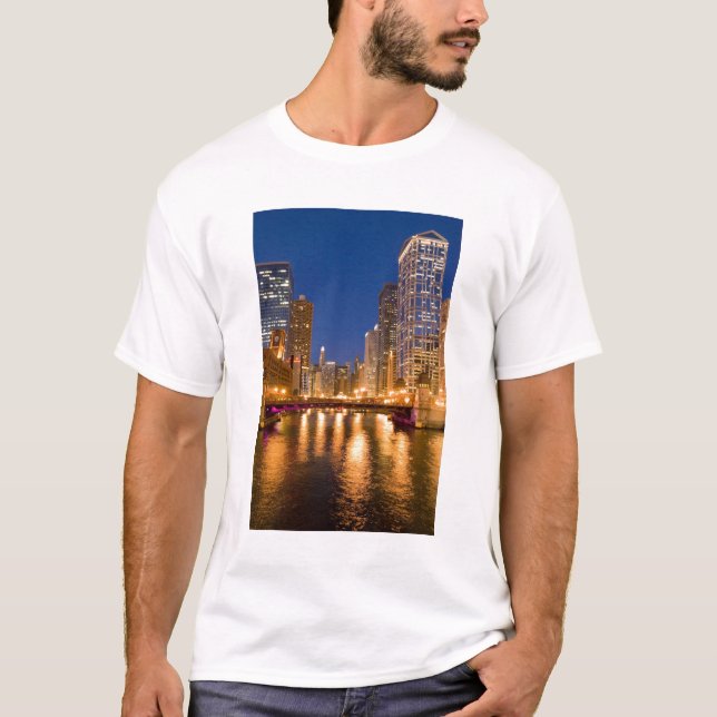 Chicago, Illinois, Skyline und Chicago River T-Shirt (Vorderseite)