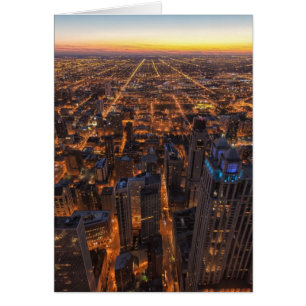 Chicago im Stadtzentrum gelegen am Sonnenuntergang