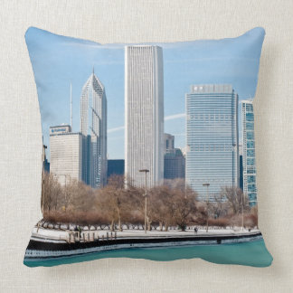 Chicago-Skyline über gefrorenem Michigansee Kissen