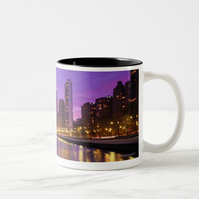 Chicago-Skyline Zweifarbige Tasse (Rechts)