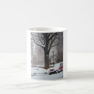 Chicago-Straßen auf einer WintertagesTasse Kaffeetasse