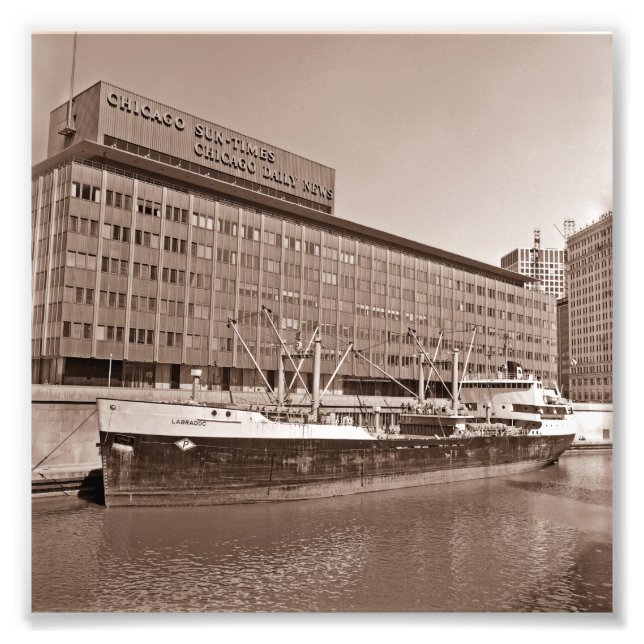 Chicago Sun Times Bldg Great Lakes Ship 1967 Fotodruck (Vorne)