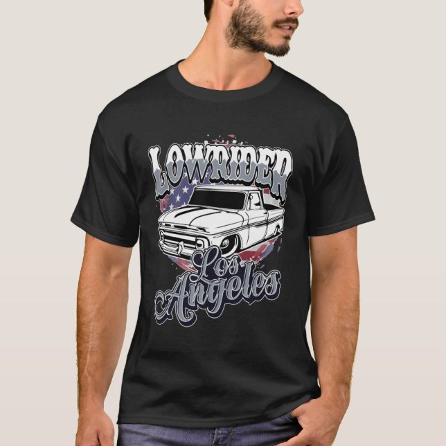 Chicano Low Rider Truck American Flag Los Angeles  T-Shirt (Vorderseite)