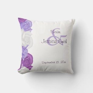 Chicheirloom-Rosen, die Datum Wedding sind Kissen