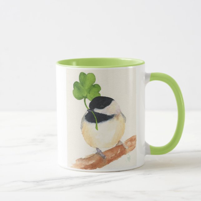 Chickadee mit der glücklichen Klee-Kaffee-Tasse Tasse (Rechts)