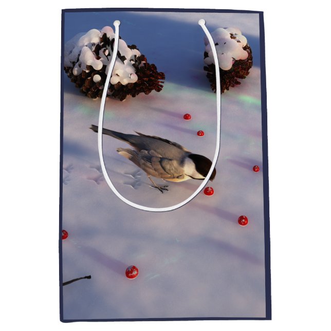 Chickadee Winter Geschenktasche Mittlere Geschenktüte (Vorderseite)