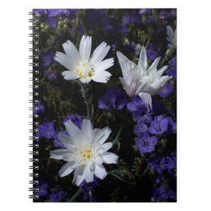 Chicorée- und Phacelia-Wildblumen Notizblock