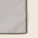 Chiffon Scarf Schal<br><div class="desc">Dieser Chiffonschal ist in einer hübschen, soliden Farbe Grau mit dunkelgrauem Gewindeschneidband dargestellt. Passen Sie dieses Objekt an oder kaufen Sie, wie es ist.</div>