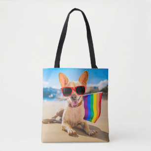 Chihuahua Hund am Strand
