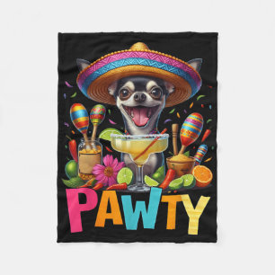 Chihuahua mit einer Margarita Sombrero Pawty Cinco Fleecedecke