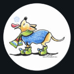 Chihuahua Winter Snowflake Runder Aufkleber<br><div class="desc">Original gezeichnet von Off-Leash Art eines niedlichen Chihuahua,  der eine Schneeflocke auf seiner Zunge fängt. Er trägt einen bunten Pullover Schal und Stiefel,  was eine warme Urlaubsszene macht. Tolle Dekoration oder Geschenkidee. Klicken Sie auf die Schaltfläche "Anpassen!",  um die Hintergrundfarbe zu ändern oder Text oder Fotos hinzuzufügen.</div>