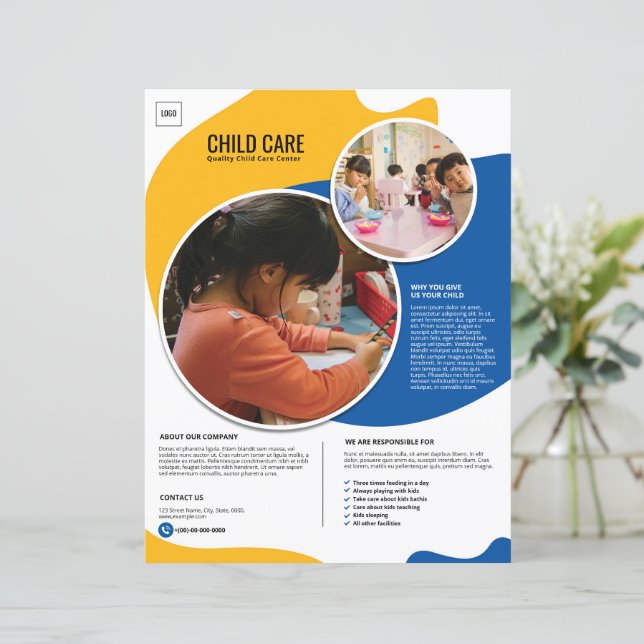 Child Care Flyer Template (Stehend Vorderseite)