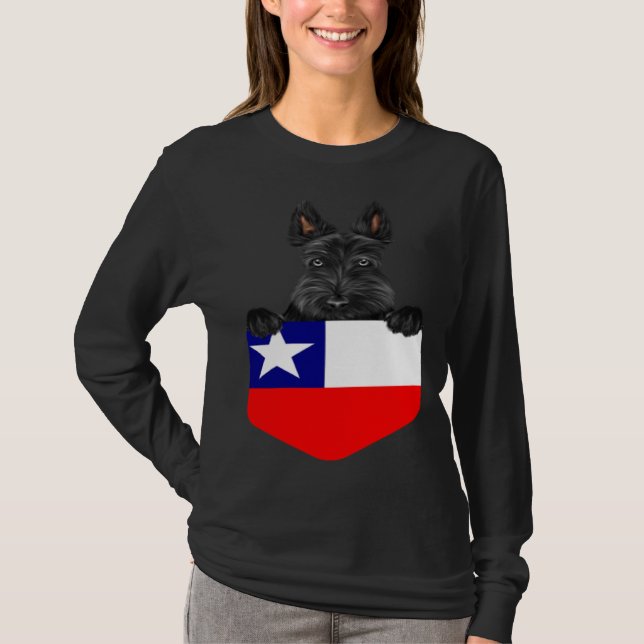 Chile Flag Scottish Terrier Dog In Pocket T-Shirt (Vorderseite)