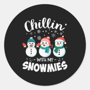 Chillen mit meinen Schneefreunden Süßer Schneemann Runder Aufkleber