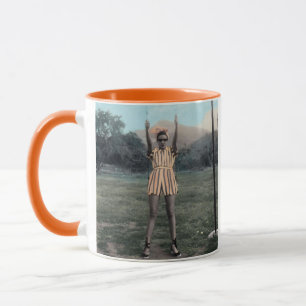 Chillin' Chica- Orange Tasse