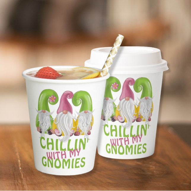 Chillin mit meinen Gnomen gewinnt Spaß Pappbecher (Von Creator hochgeladen)