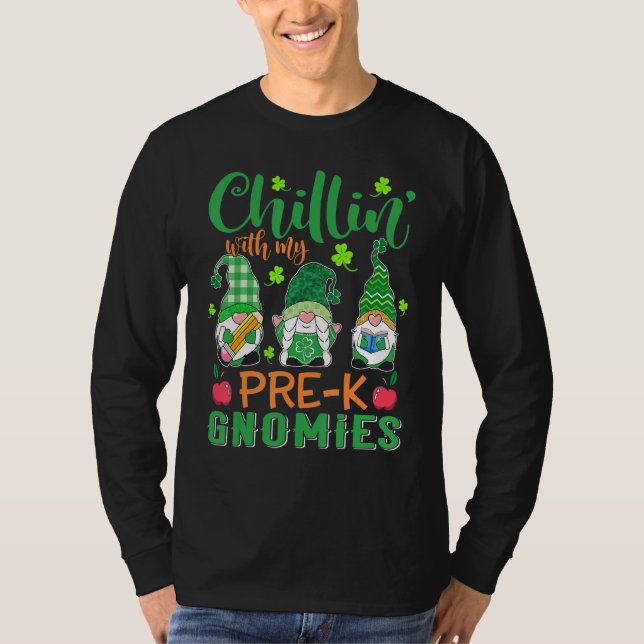 Chillin mit meinen Gnomies St Patricks Day Teac T-Shirt (Vorderseite)