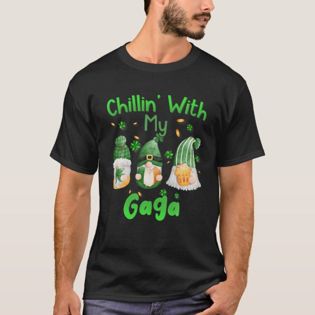 Chillin With My Gaga Green Plaid Gnomes St Patrick T-Shirt (Vorderseite)
