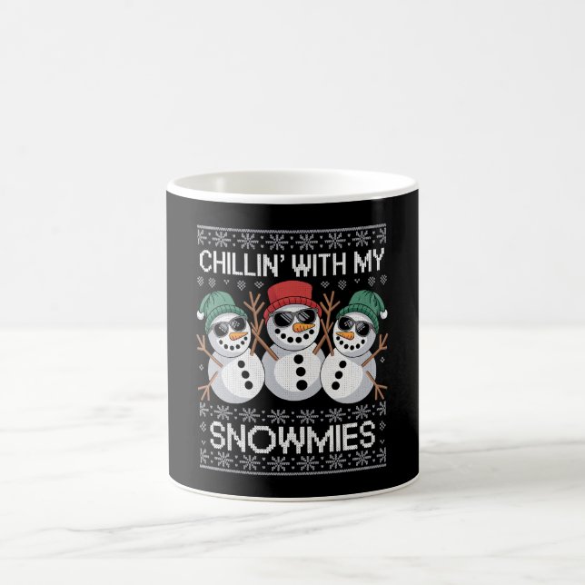 Chillin With My Snowmies Funny Ugly Christmas Kaffeetasse (Mittel)