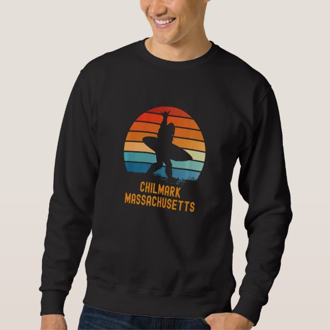 Chilmark Massachusetts Sasquatch Souvenir Sweatshirt (Vorderseite)