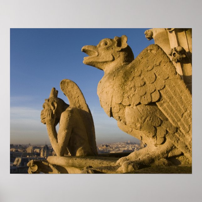 Chimera an der Fassade der Kathedrale von Notre Da Poster (Vorne)