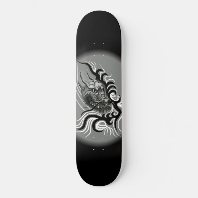 China Dragon im Tattoostil Skateboard (Vorderseite)