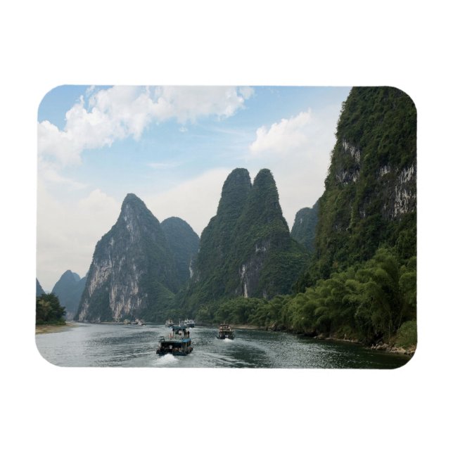 China, Guilin, Li River, Flussboote entlang der Kü Magnet (Horizontal)