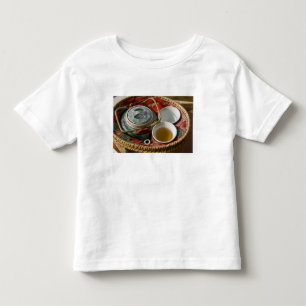 China, Hongkong. Traditionelles chinesisches Teeke Kleinkind T-shirt