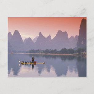 China, Li-Fluss. Ein einzelner Kormoranfischer. Postkarte