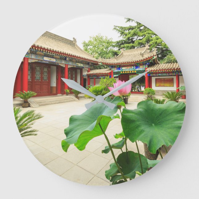 China Pagoda Große Wanduhr (Vorderseite)