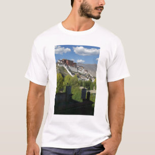 China, Tibet, Lhasa, Potala Palace 2 T-Shirt