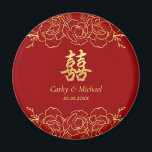 Chinesische Hochzeit vom Roten Gold Magnet<br><div class="desc">Realisieren Sie Ihre Trauzeit mit einer orientalischen Touch! Sie können das Design anpassen, indem Sie Ihre Namen und Hochzeitstermin etc. hinzufügen. Sie sind auch herzlich eingeladen, mich für jedes besondere Design, das für Sie einzigartig ist, anzusprechen. Das doppelte Glückssymbol und die roten Dekorationen sind das Muss für Paare, die ihre...</div>