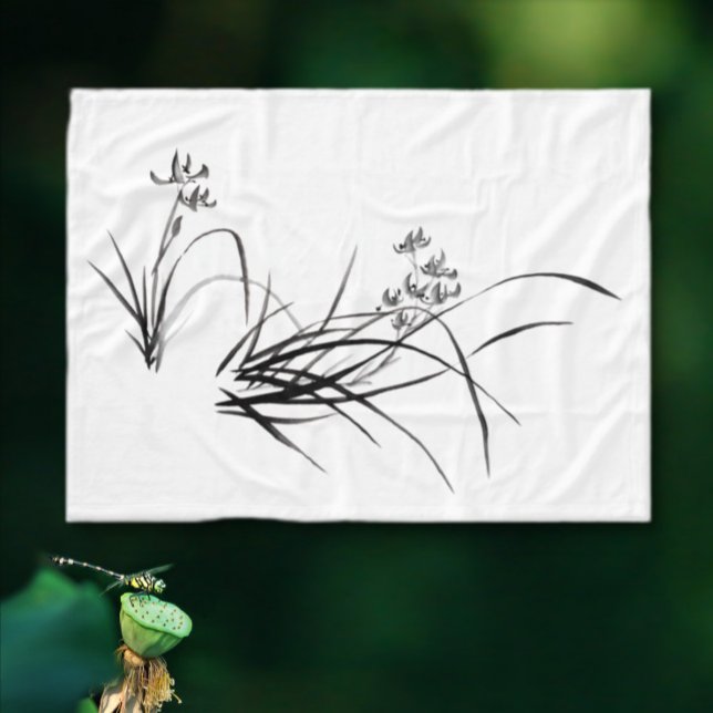 Chinesische Iris im Frühling Fleecedecke (Von Creator hochgeladen)