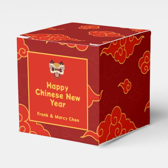 Chinesische Neujahrsroter Auspicious Clouds Gefäll Geschenkschachtel (Vorderseite)