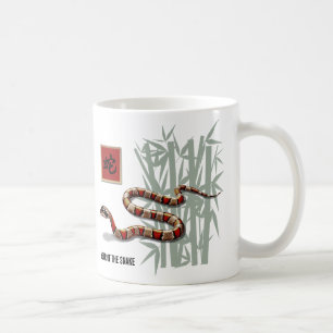 Chinesisches Jahr der Schlangen-Geschenk-Tasse Tasse