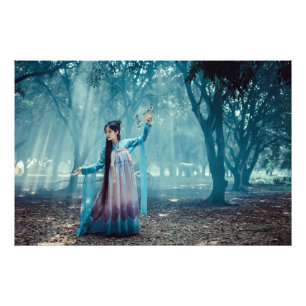 Chinesisches Mädchen Darstellend einen Tanzakt Fotodruck