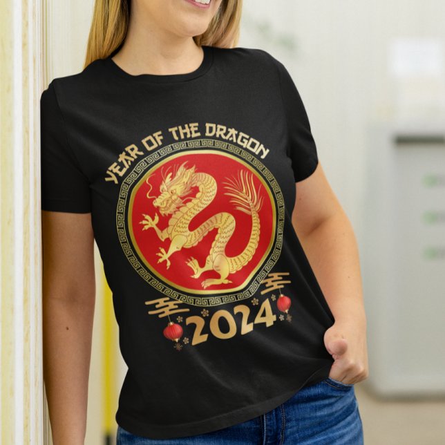 Chinesisches Mondneujahr 2024 - Jahr des Drachen T-Shirt (Von Creator hochgeladen)