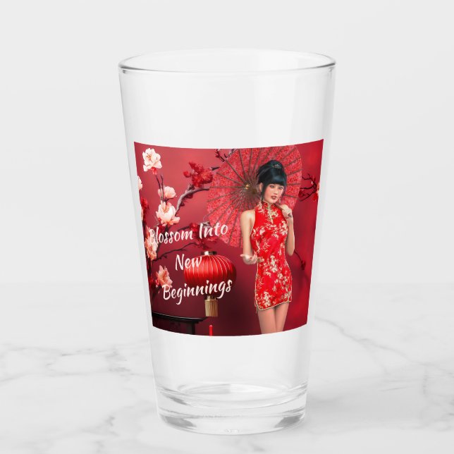 Chinesisches Neujahrsmädchen mit einem roten Regen Glas (Vorderseite)