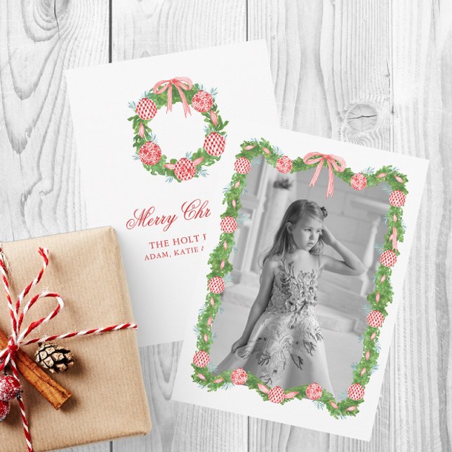 Chinoiserie Al Pentolino Feiertagskarte (Chinoiserie Christmas Red Ornament Garland and Wreath Photo Card)