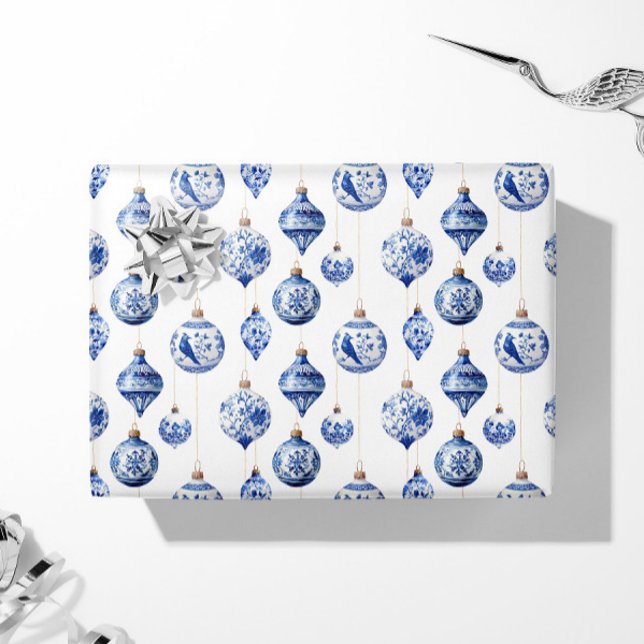Chinoiserie Blau und Weiß Weihnachtsschmuck Geschenkpapier (Blue Chinoiserie Ornament Gift Wrap Paper)