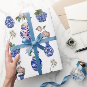 Chinoiserie blaue Vasen und Blumen Geschenkpapier
