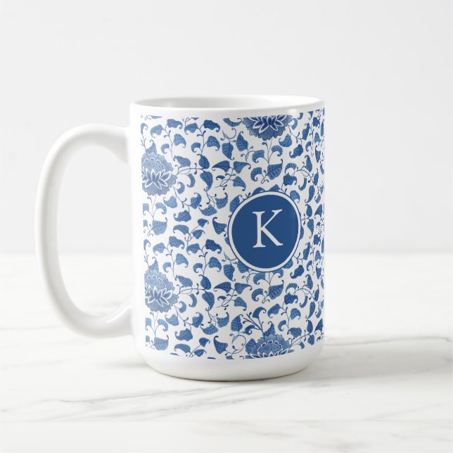 Chinoiserie Blue and White Monogram Initial Kaffeetasse (Links)