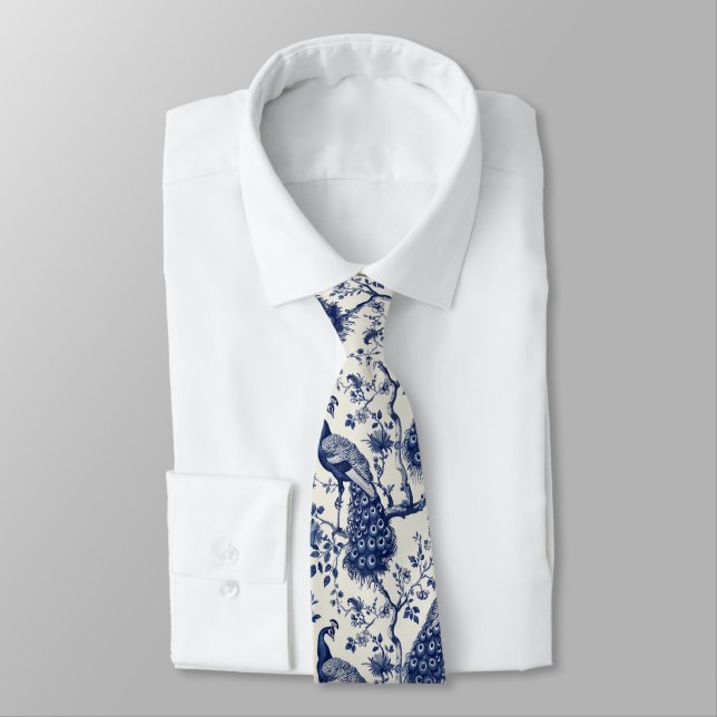 Chinoiserie Style Peacock Neck Tie Krawatte (Gebunden)