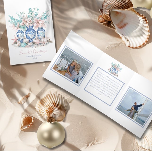 Chinoiserie Vases Eucalyptus & Poinsettias 2 Foto Dreifach Gefaltete Urlaubskarte (Chinoiserie Vases Eucalyptus & Poinsettias 2 photo Tri-Fold Holiday Card)