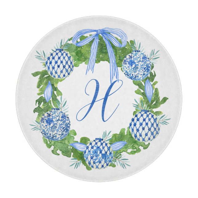 Chinoiserie Wreath Christmas Monogram Schneidebrett (Vorderseite)