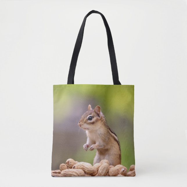 Chipmunk mit Erdnüssen (Vorderseite)