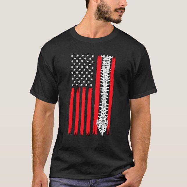 Chiropractic Bone Back Spine American Flag Chiropr T-Shirt (Vorderseite)