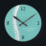 Chiropractic Chiropractor Spine Therapist Teal Runde Wanduhr<br><div class="desc">Chiropractic Chiropractor Spine Therapist Chiro Teal Clocks.</div>