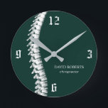 Chiropraktiker Wirbelsäulentherapeut Green Runde Wanduhr<br><div class="desc">Chiropraktiker Wirbelsäule Therapeut Chiro Dunkelgrüne Uhren.</div>