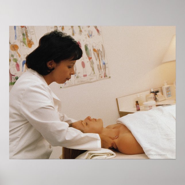 Chiropraktor-Massage bei Frauen Poster (Vorne)